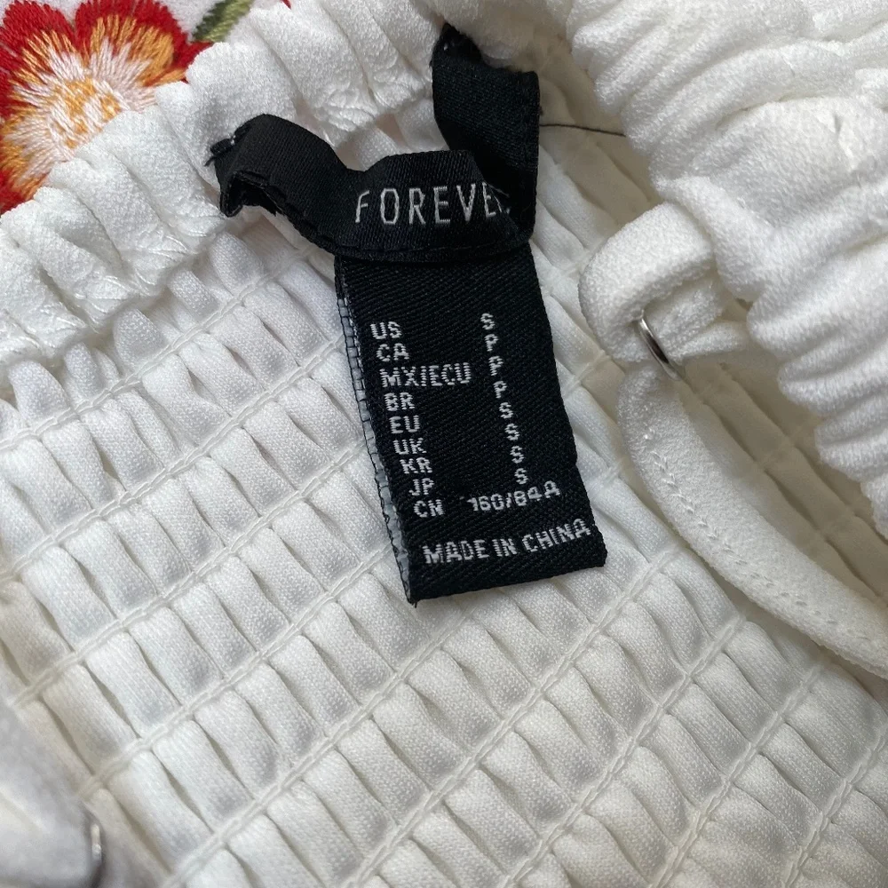 Forever 21 S embroidered boho crop top w/adjustable straps - Picture 3 of 8